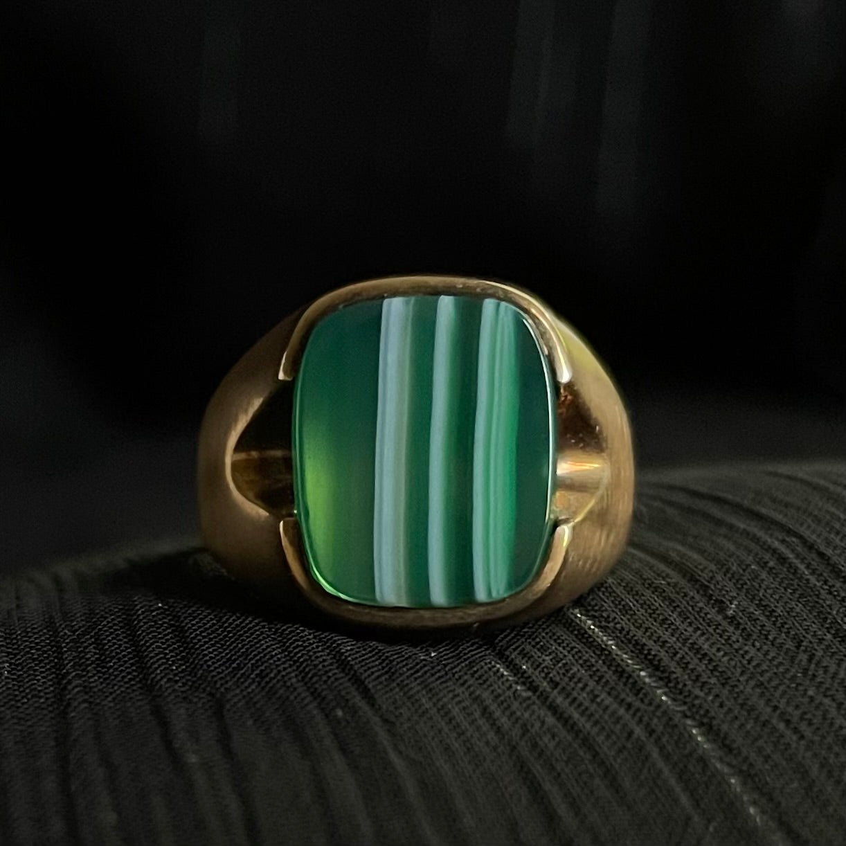 The 1970s 10k Gold & Green Banded Agate Ring
