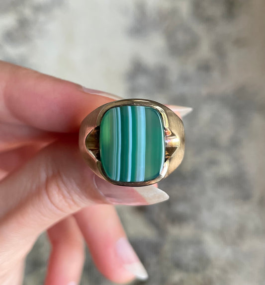 The 1970s 10k Gold & Green Banded Agate Ring