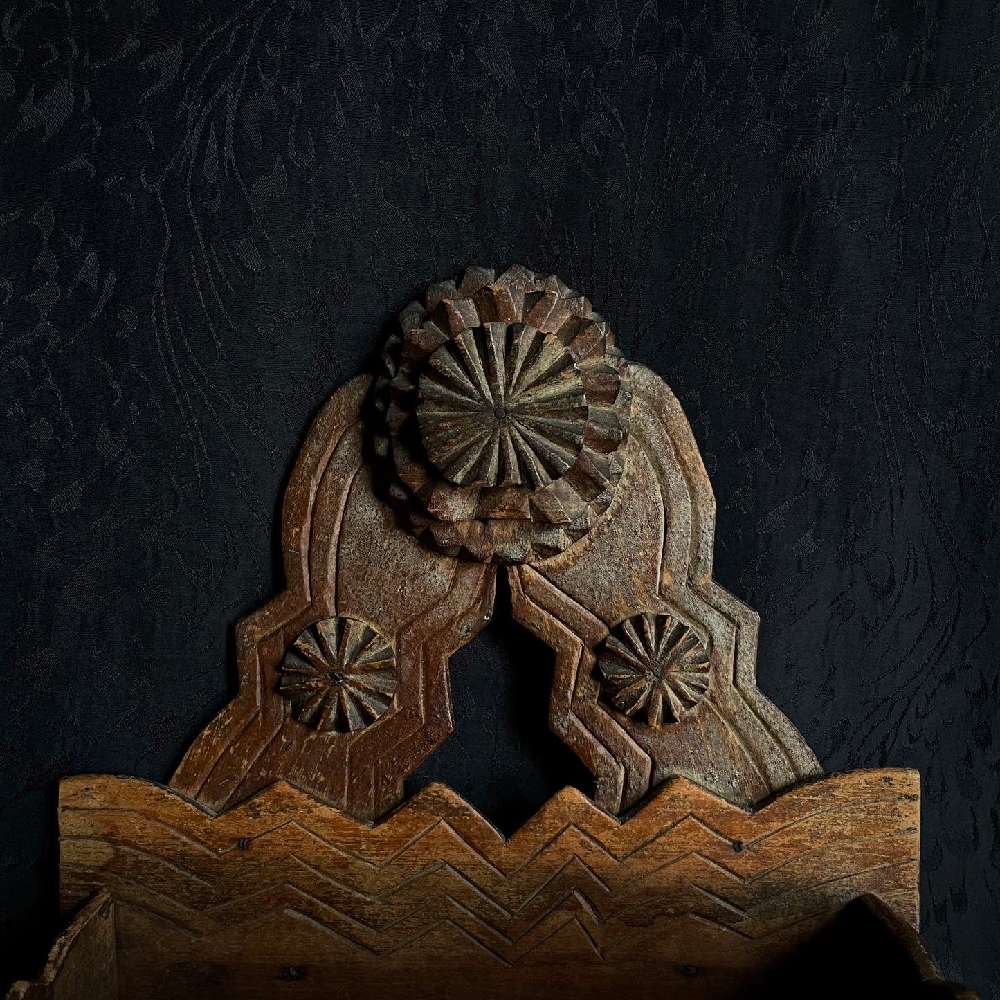 Trap Art Letter Holder
