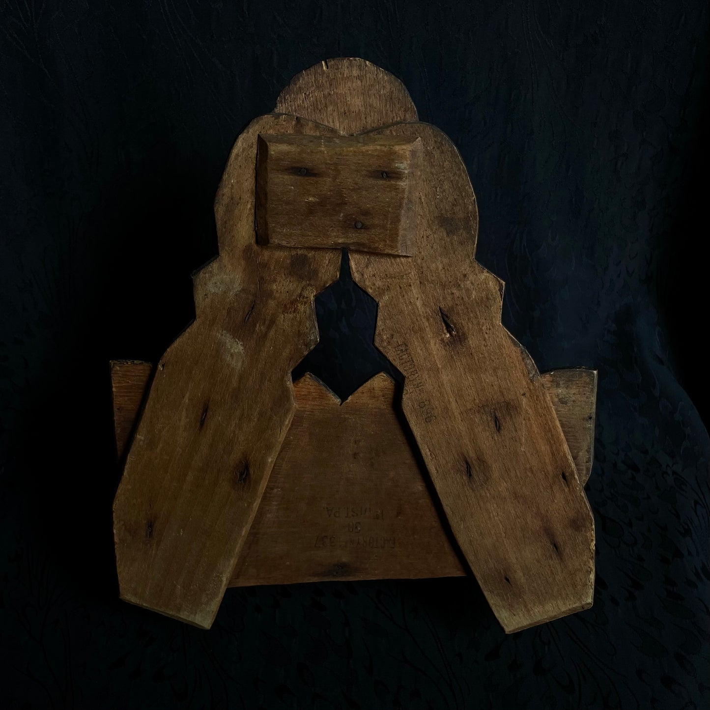 Trap Art Letter Holder